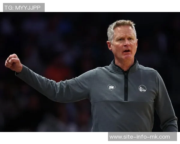 科尔:球队上半场表现不佳期待下半场能持续超过15分钟的高水平发挥 科尔:球队上半场表现不佳期待下半场能持续超过15分钟的高水平发挥