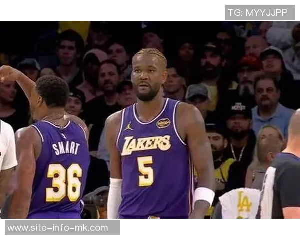 雷迪克点评斯玛特场上对抗激烈认为应增加出手机会提升表现